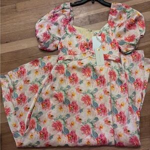 Beautiful silky floral dress